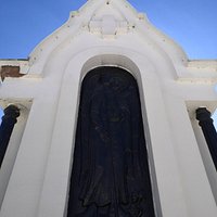 Взметнувшаяся в голубое шуйское небо...