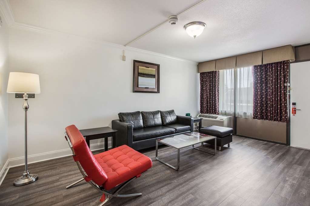 Hotel photo 74 of Super 8 by Wyndham Meadowlands.