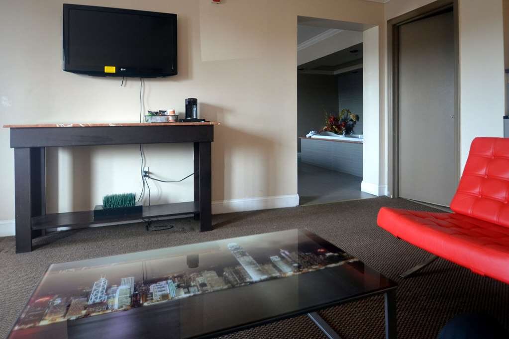 Hotel photo 43 of Super 8 by Wyndham Meadowlands.