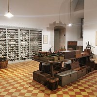 La bodega y despensa.
