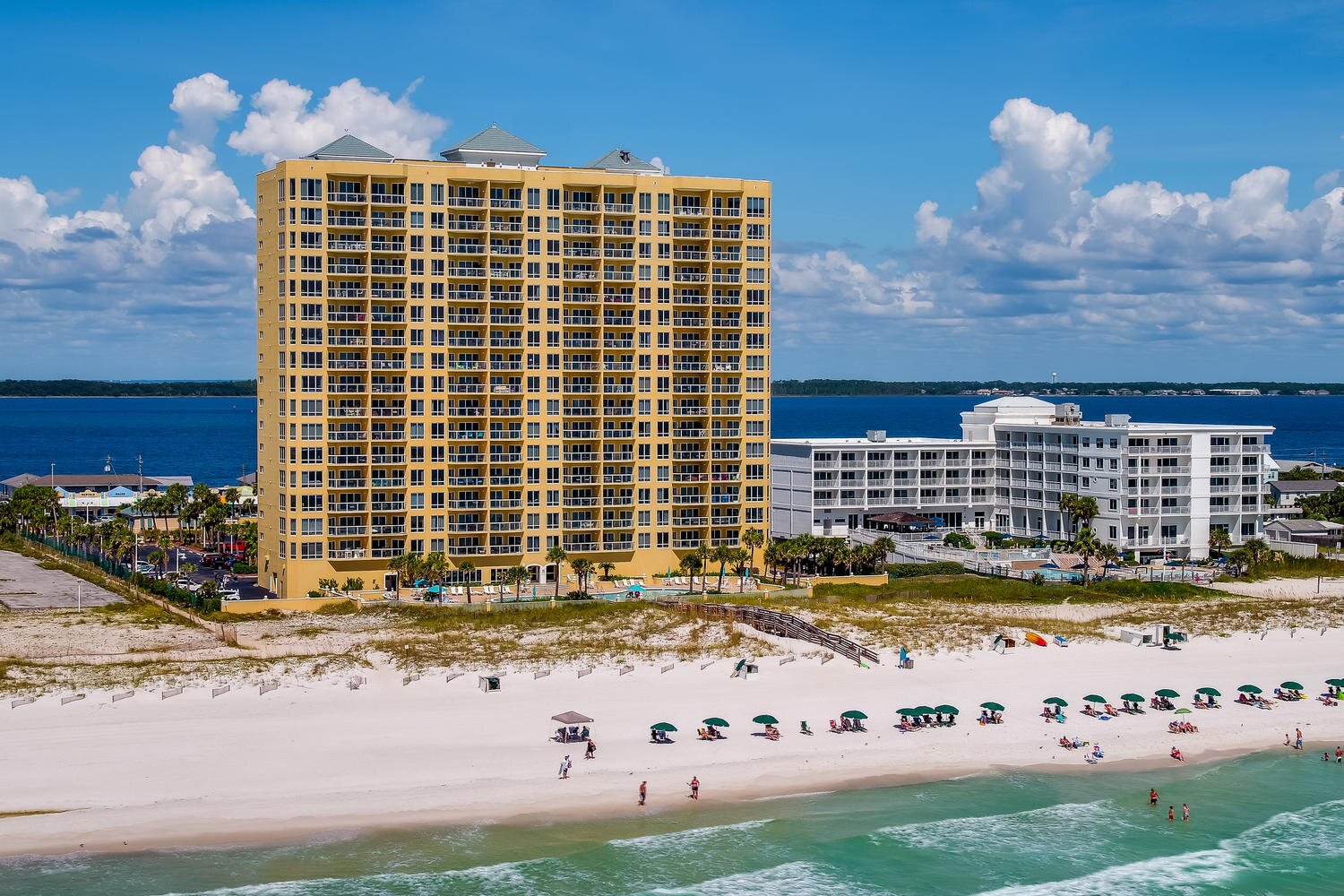 EMERALD ISLE Updated 2024 Prices Condominium Reviews