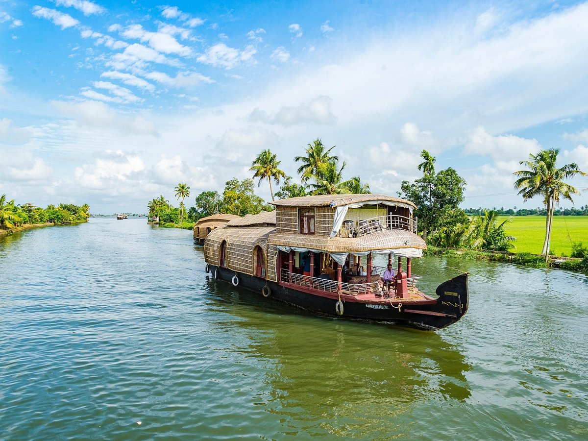 kerala backwater boat trip
