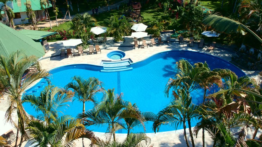 Recreational pool 