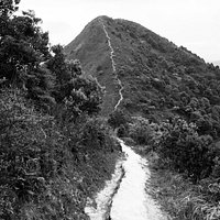 Approaching Pyramid Hill