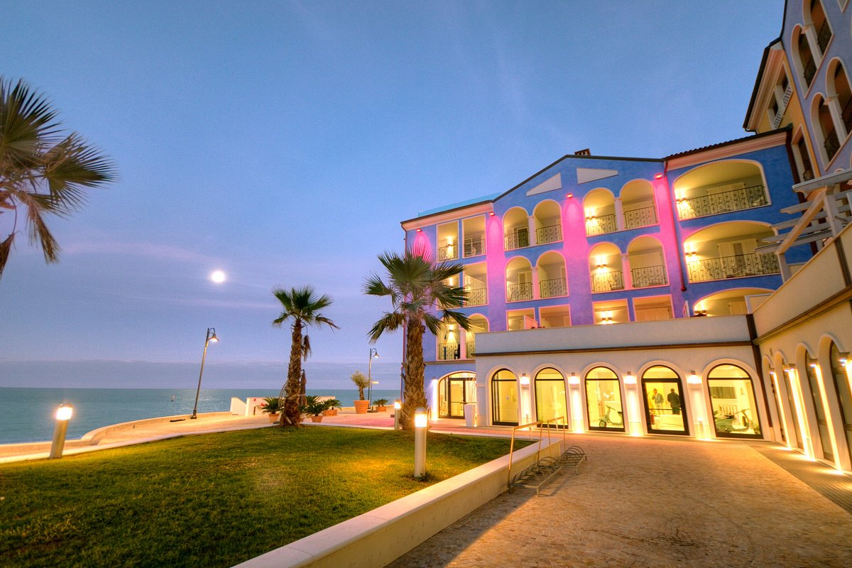 Life Hotel, hotel a Sirolo