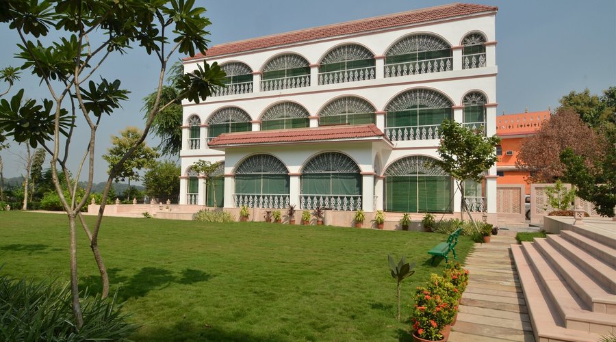 SAPTPURI HOME STAY - Hotel Reviews (Varanasi, India) SAPTPURI HOME STAY -  Hotel Reviews (Varanasi, India)