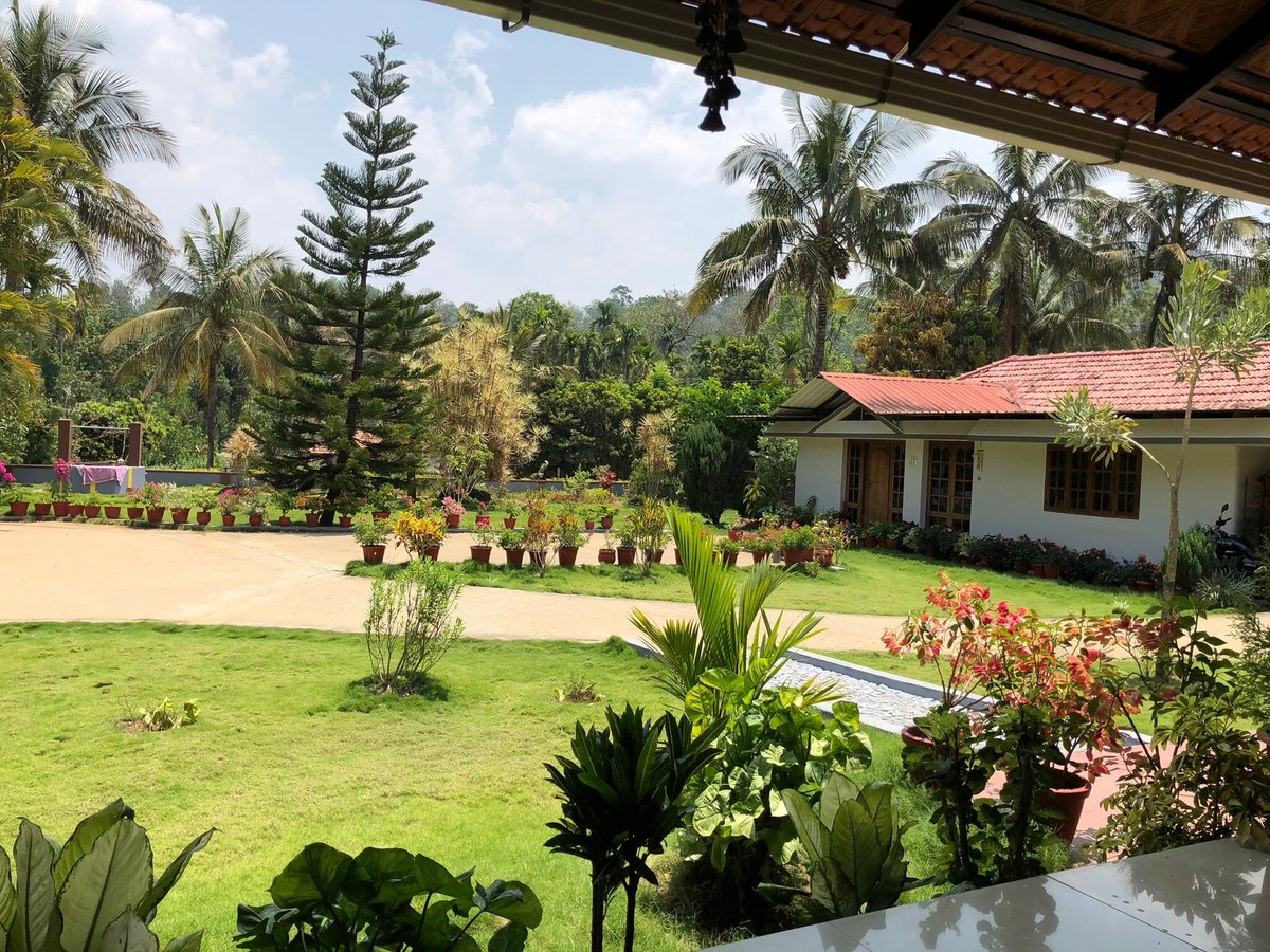 THE WOODPECKER HOMESTAY - A WANDERTRAILS STAY (Coorg/Manchalli ...