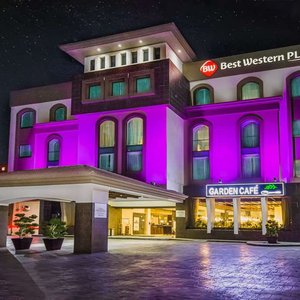 BW Plus Santa Cecilia Pachuca