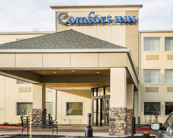 COMFORT INN MAYFIELD HEIGHTS CLEVELAND EAST $98 ($̶1̶1̶9̶) - Prices ...