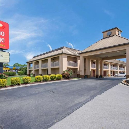 THE BEST Strawberry Plains Hotel Deals (May 2024) - Tripadvisor