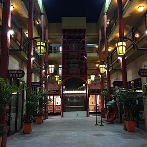 Hotel Exterior Atrium