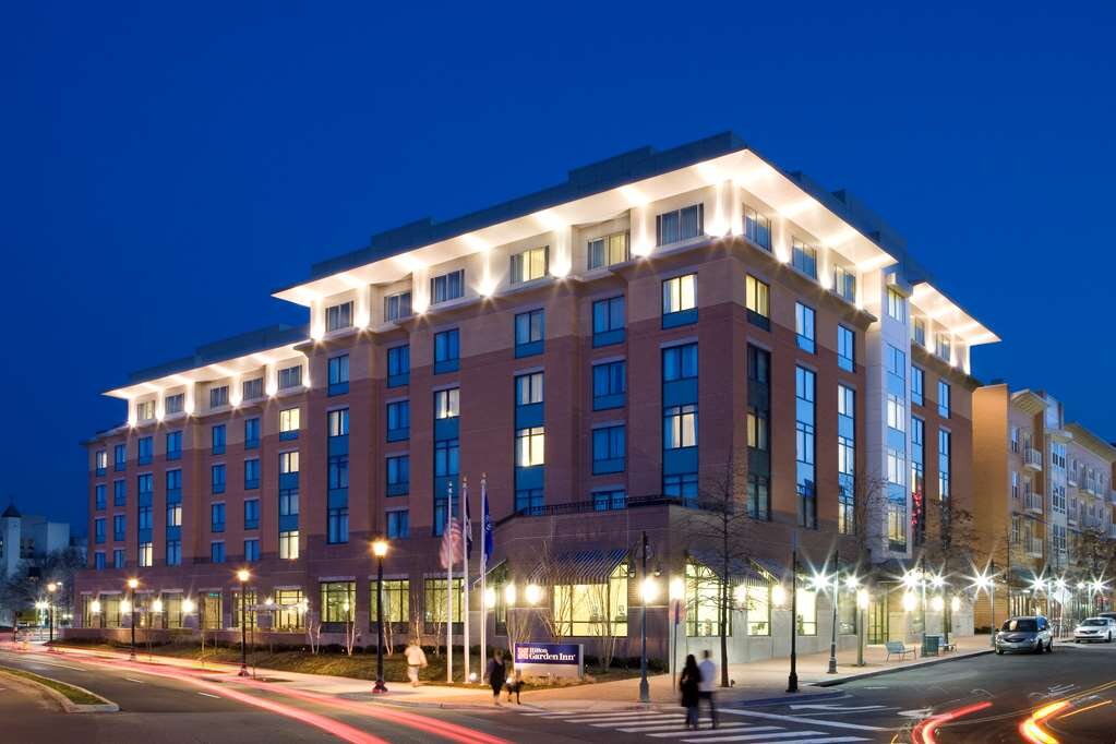 Hotel photo 10 of Hilton Garden Inn Arlington Shirlington.