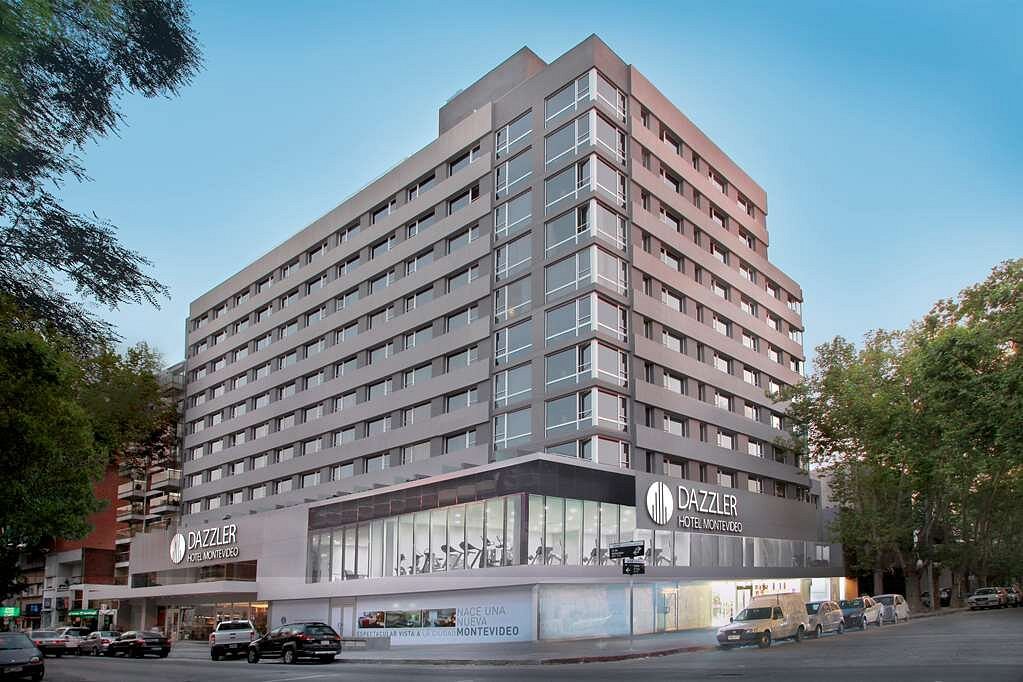 Dazzler By Wyndham Montevideo, hotell i Montevideo