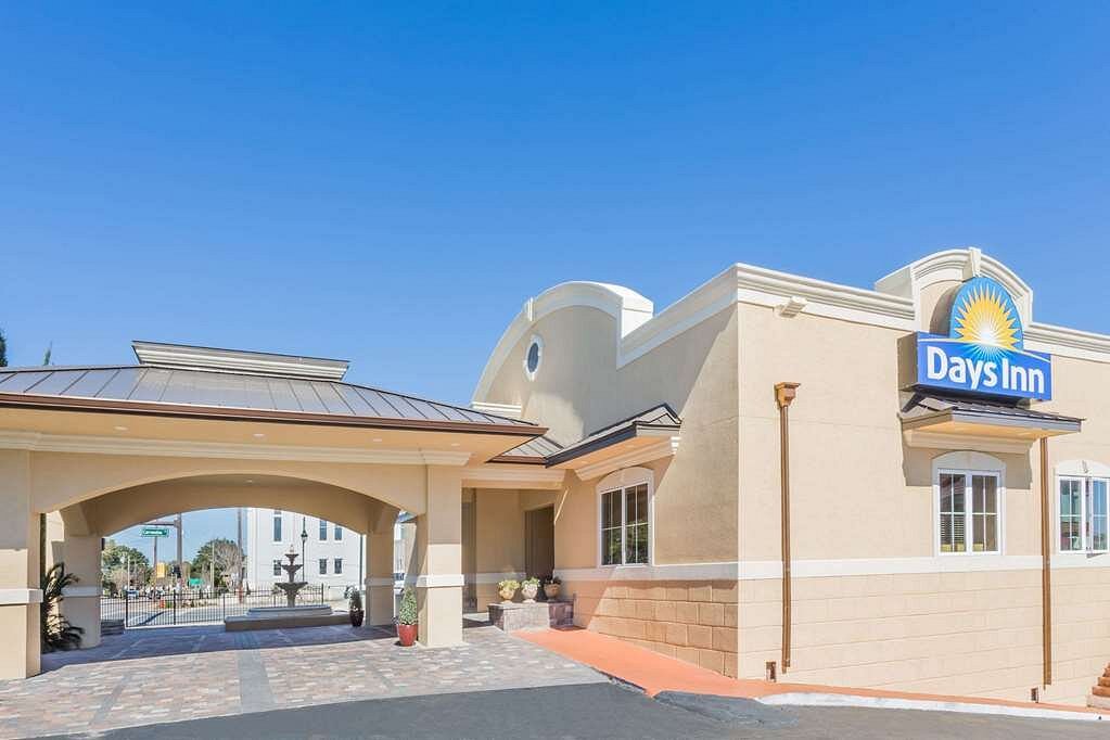 Days Inn by Wyndham Pensacola - Historic Downtown, hotel in Pensacola