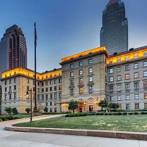 Drury Plaza Hotel Cleveland Downtown in Cleveland, image may contain: City, Urban, Condo, High Rise