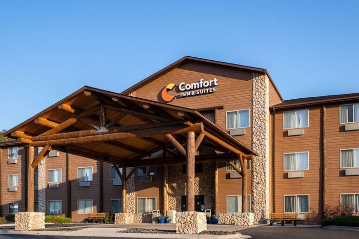 Book Comfort Inn Hotels in North St Paul, MN - Choice Hotels