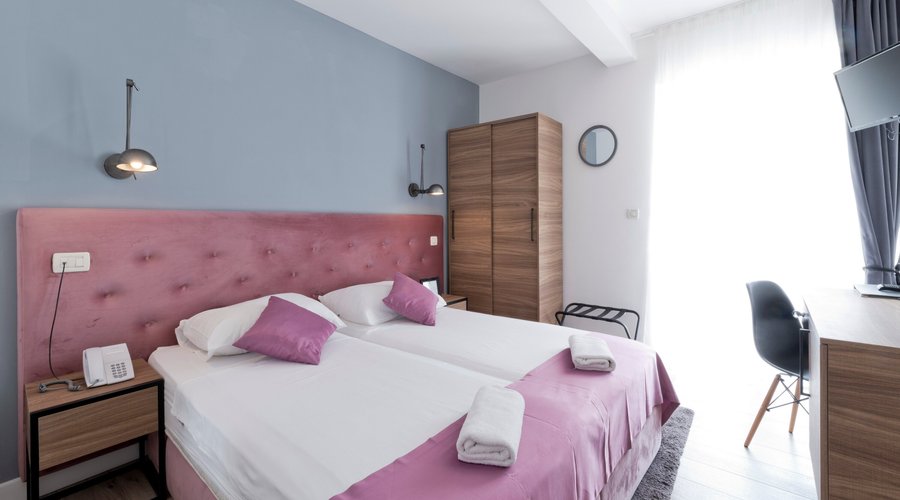 Doble or twin room with balcony