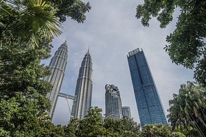 Four Seasons Hotel Kuala Lumpur in Kuala Lumpur, image may contain: Tower, Building, Architecture