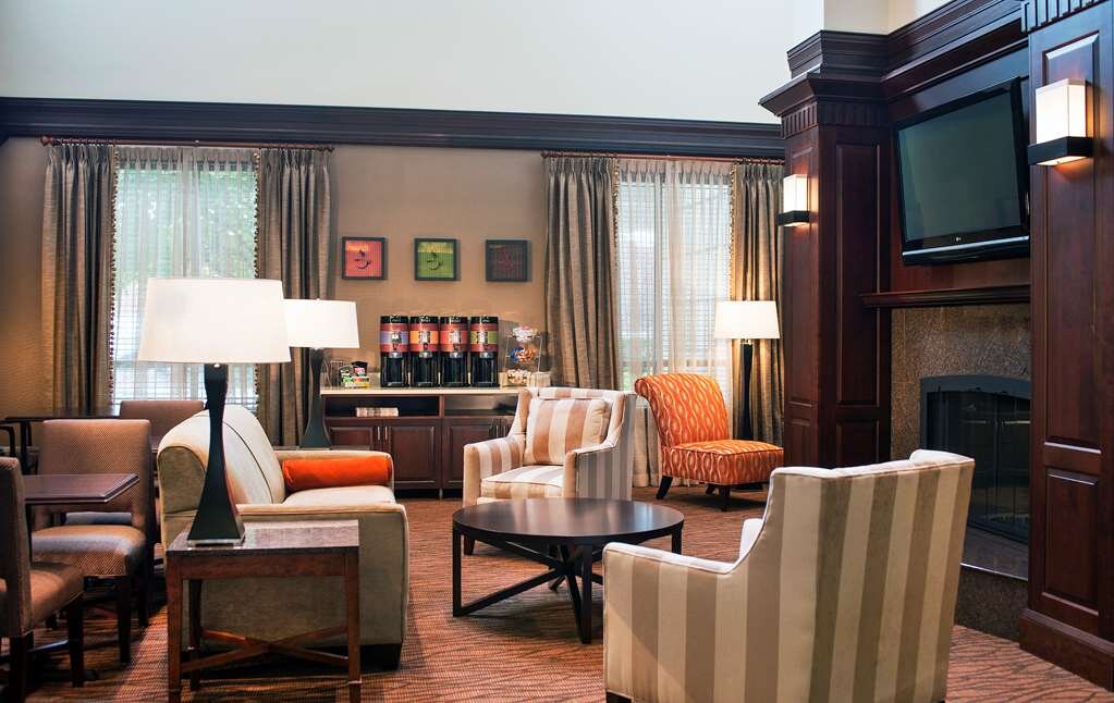 Hotel photo 6 of Hampton Inn & Suites Washington-Dulles International Airport.