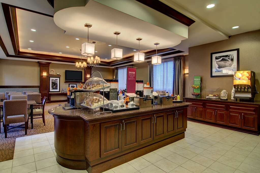 Hotel photo 42 of Hampton Inn & Suites Washington-Dulles International Airport.