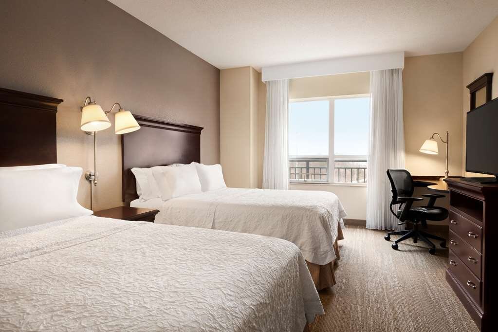 Hotel photo 27 of Hampton Inn & Suites Washington-Dulles International Airport.