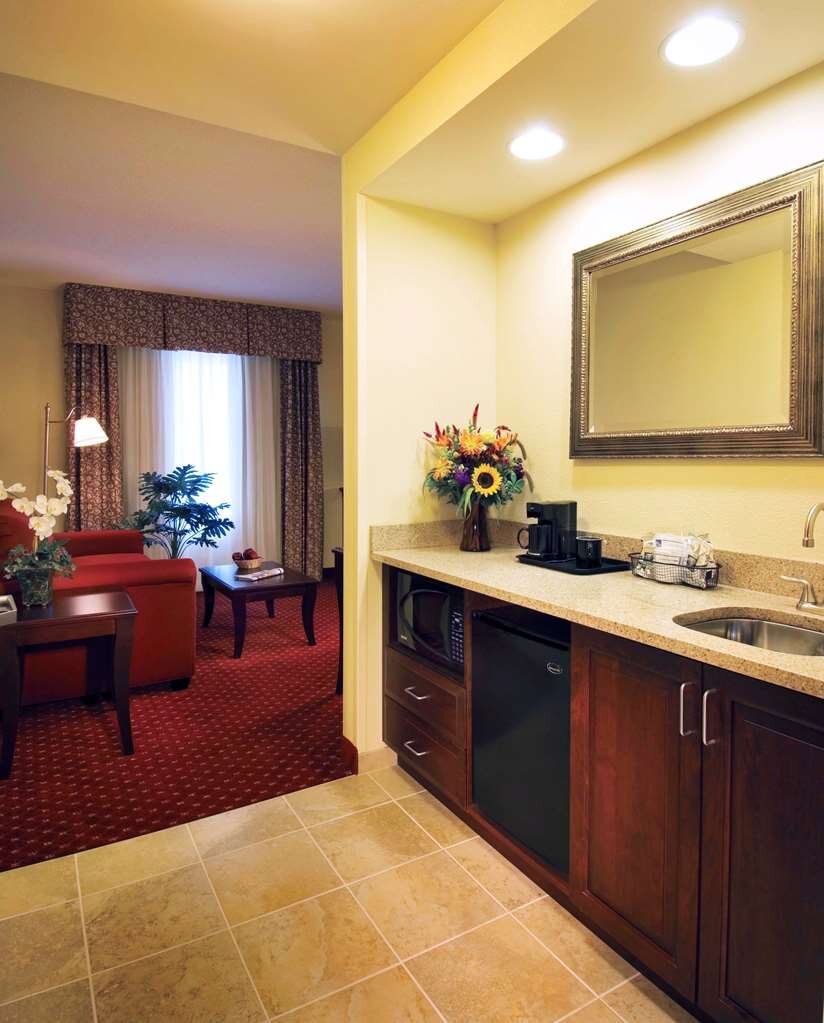 Hotel photo 40 of Hampton Inn & Suites Washington-Dulles International Airport.