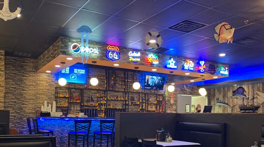 Hot And Juicy Seafood