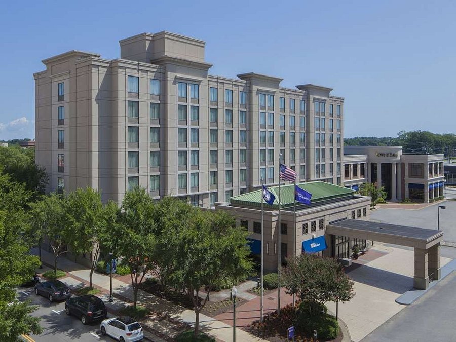 Hilton Garden Inn Virginia Beach Town Center Hotel Reviews And Price