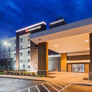 Best Western Plus Wilkes Barre-Scranton Airport Hotel in Pittston, image may contain: Hotel, Office Building, City, Urban