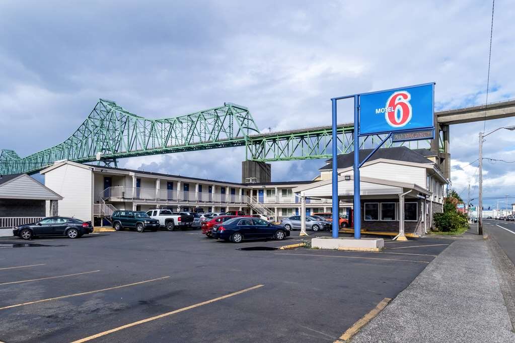 Hotel photo 8 of Motel 6 Astoria, OR.