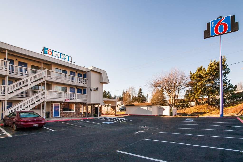 MOTEL 6 BREMERTON - Prices & Reviews (WA)