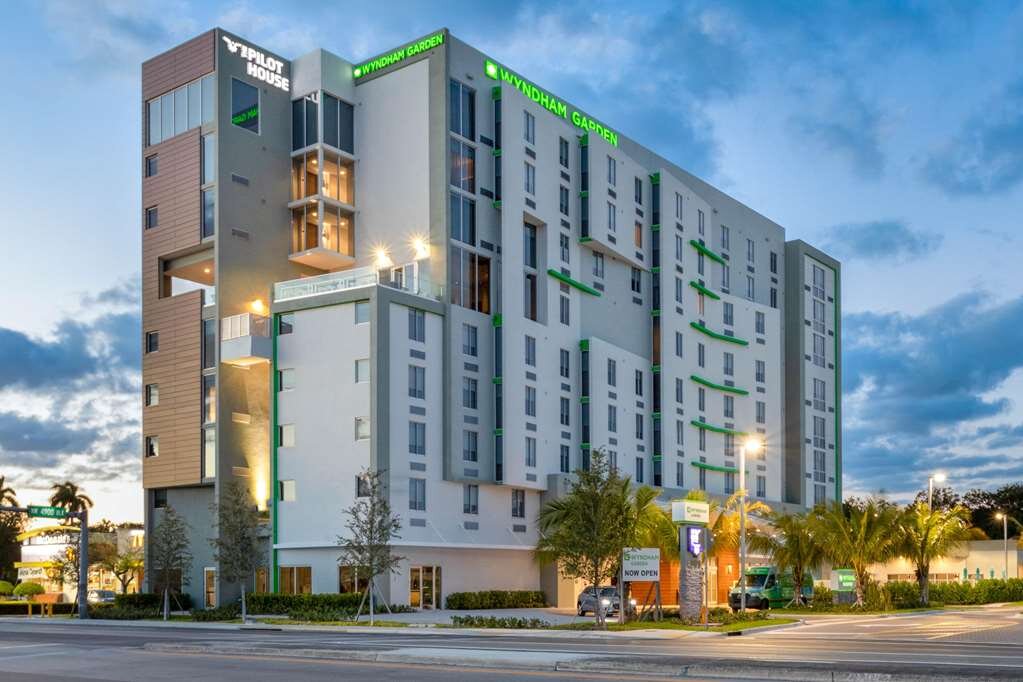 WYNDHAM GARDEN MIAMI INTERNATIONAL AIRPORT Updated 2024 Reviews   Exterior 