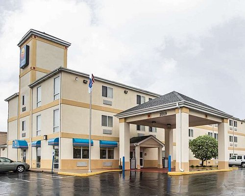 hotels in dyer indiana