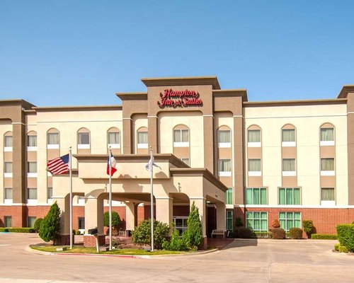 THE 10 BEST Waxahachie Hotel Deals (Mar 2022) - Tripadvisor