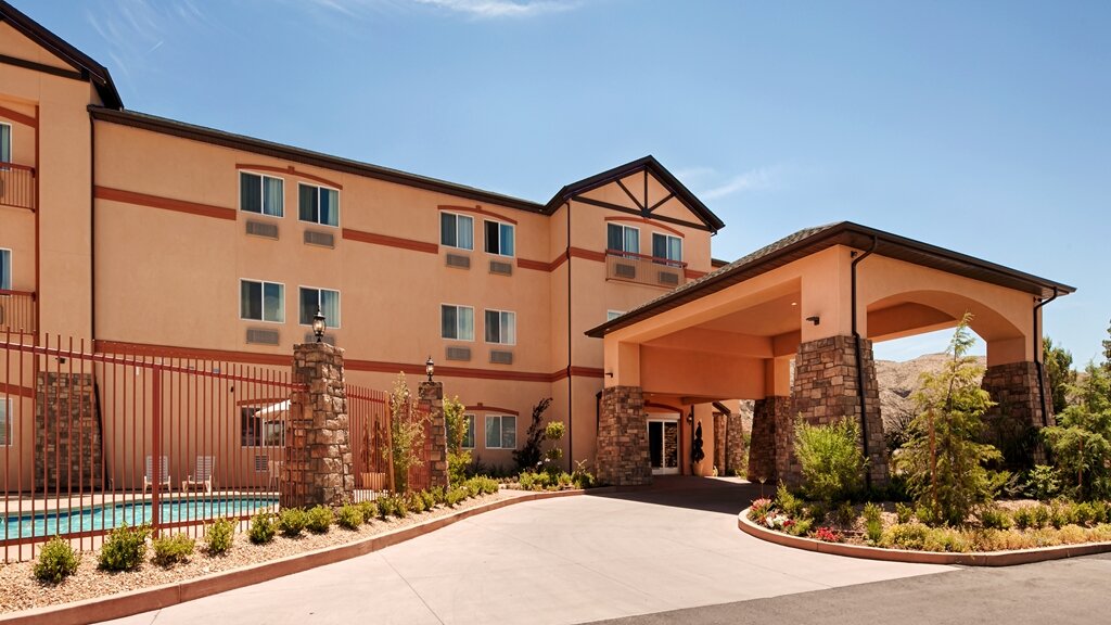 BEST WESTERN PLUS ZION WEST HOTEL $99 ($̶1̶4̶0̶) - Updated 2023