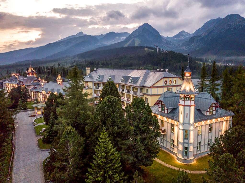 Grand Hotel Kempinski High Tatras, Hotel am Reiseziel Tatranska Lomnica