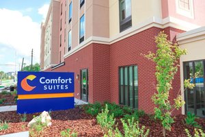 Comfort Suites Gainesville Near University in Gainesville, image may contain: Neighborhood, Office Building, City, Urban