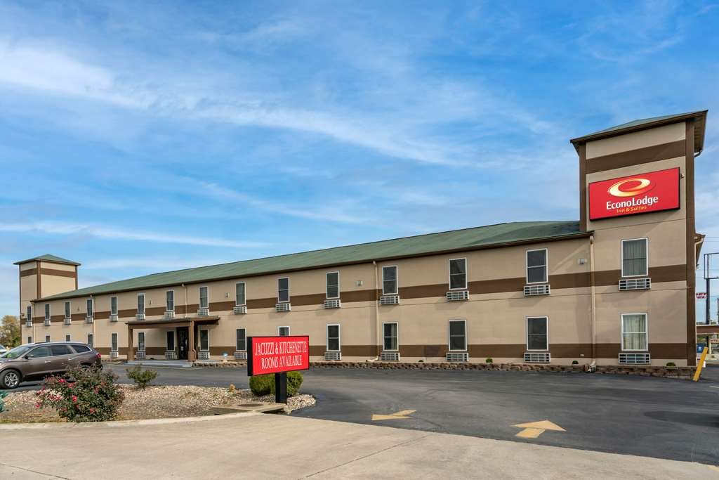 ECONO LODGE INN SUITES 71 8 3 Prices Hotel Reviews