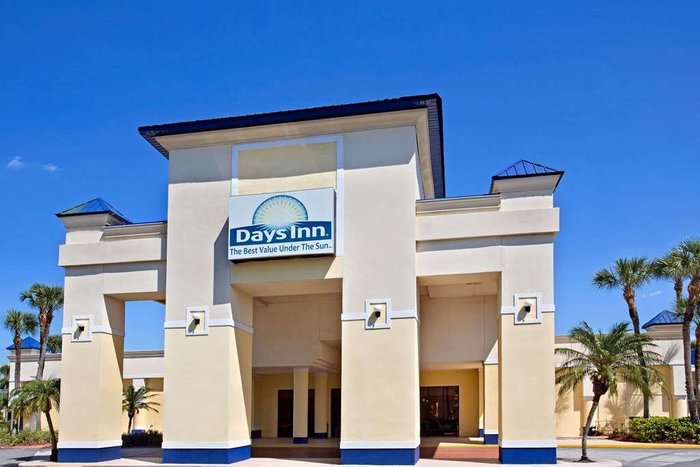 HOWARD JOHNSON BY WYNDHAM AIRPORT FLORIDA MALL $54 ($̶8̶0̶