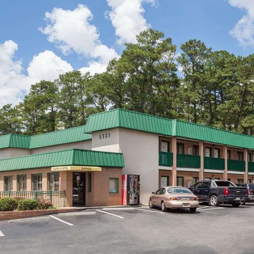 SUPER 8 BY WYNDHAM COLUMBIA/FT. JACKSON SC - Updated 2024 Prices
