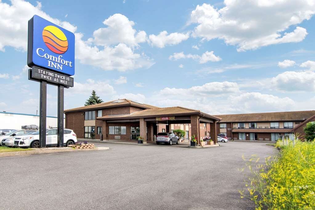 COMFORT INN - Updated 2022 Prices & Hotel Reviews (Thunder Bay, Ontario)