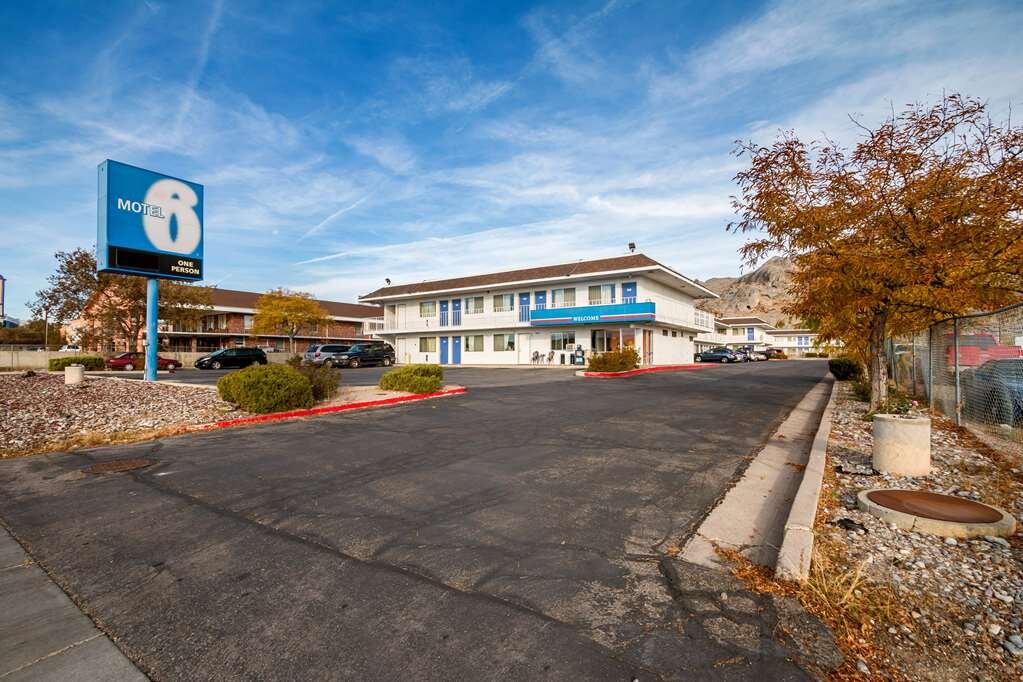 Hotel photo 9 of Motel 6 Wendover.