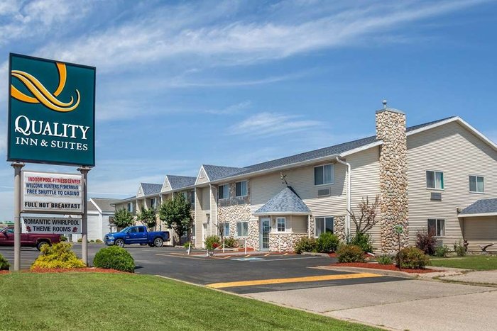 QUALITY INN & SUITES - Prices & Hotel Reviews (Prairie du Chien, WI)