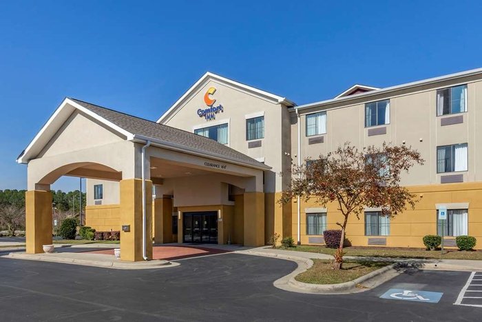 COMFORT INN SMITHFIELD NEAR I-95 $81 ($̶9̶4̶) - Prices & Hotel Reviews - NC