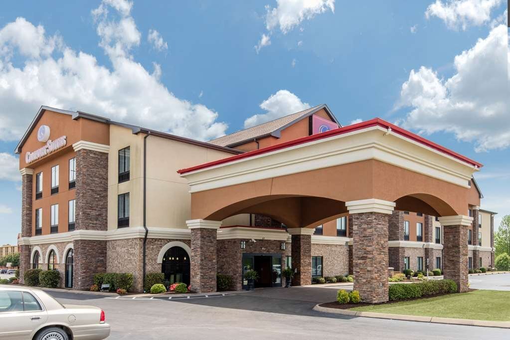 COMFORT SUITES JACKSON I-40 $114 ($̶1̶5̶3̶) - Updated 2022 Prices ...