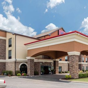 hotels in jackson tn on carriage house drive