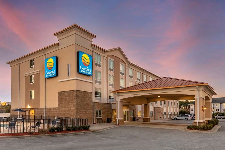 COMFORT INN & SUITES OF TIFTON $97 ($̶1̶4̶3̶) - Updated 2021 Prices ...