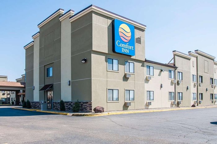 COMFORT INN - Updated 2024 Prices & Hotel Reviews (Dickinson, ND)