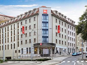 Ibis Bratislava Centrum in Bratislava, image may contain: City, Urban, Apartment Building, High Rise