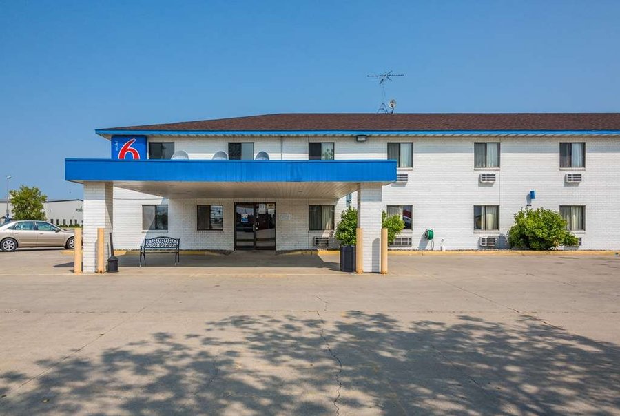 MOTEL 6 FARGO SOUTH $40 ($̶5̶0̶) - Updated 2022 Prices & Reviews - ND